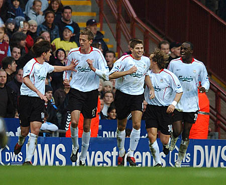 欧冠淘汰赛前瞻：拜仁客战曼城,（欧冠淘汰赛前瞻：拜仁做客挑战曼城）