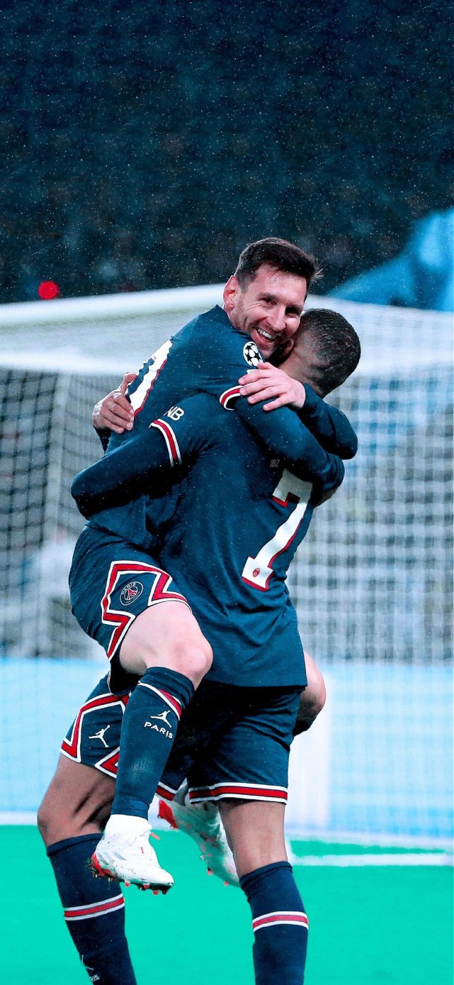 阿隆索：连续三场不胜后，我们希望在欧冠重新品尝胜利的滋味（阿隆索：三轮不胜后，力争在欧冠重回胜轨）