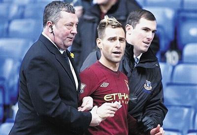 罗体：罗马询问赛义德-马拉，但优先目标仍是齐尔克泽（罗体：罗马已接触赛义德-马拉，头号目标仍为齐尔克泽）