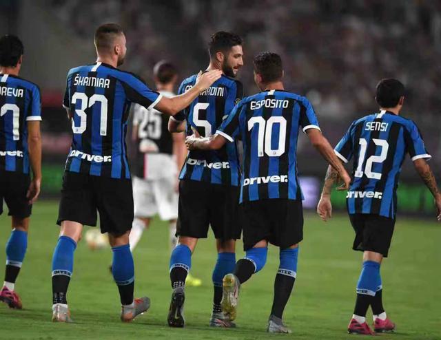 武磊：不要说三连冠，可能拿一个冠军都非常不容易（武磊直言：别谈三连冠，一个冠军都来之不易）