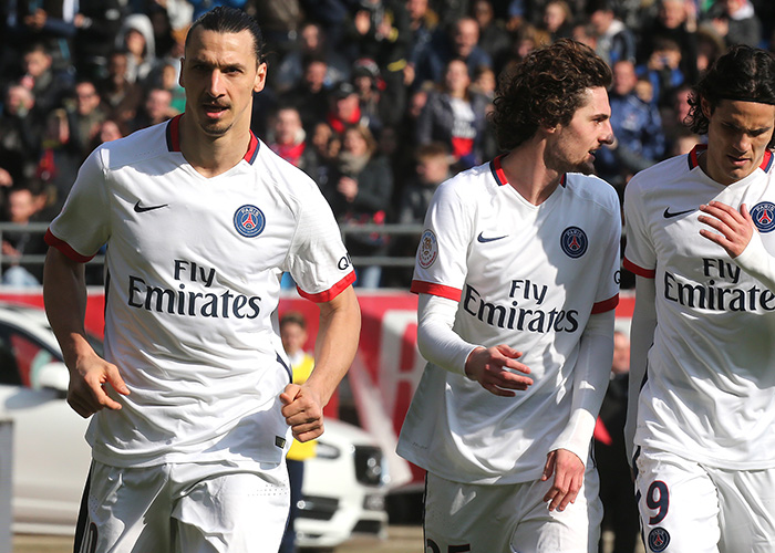 17亿韩元! 中超引进韩国主力后腰：引进费超23年中超标王!（耗资17亿韩元！中超签下韩国主力后腰，转会费超过2023年中超标王）