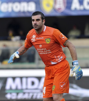 这队的节奏掌控太稳重了（这支球队的节奏把控极为沉稳）