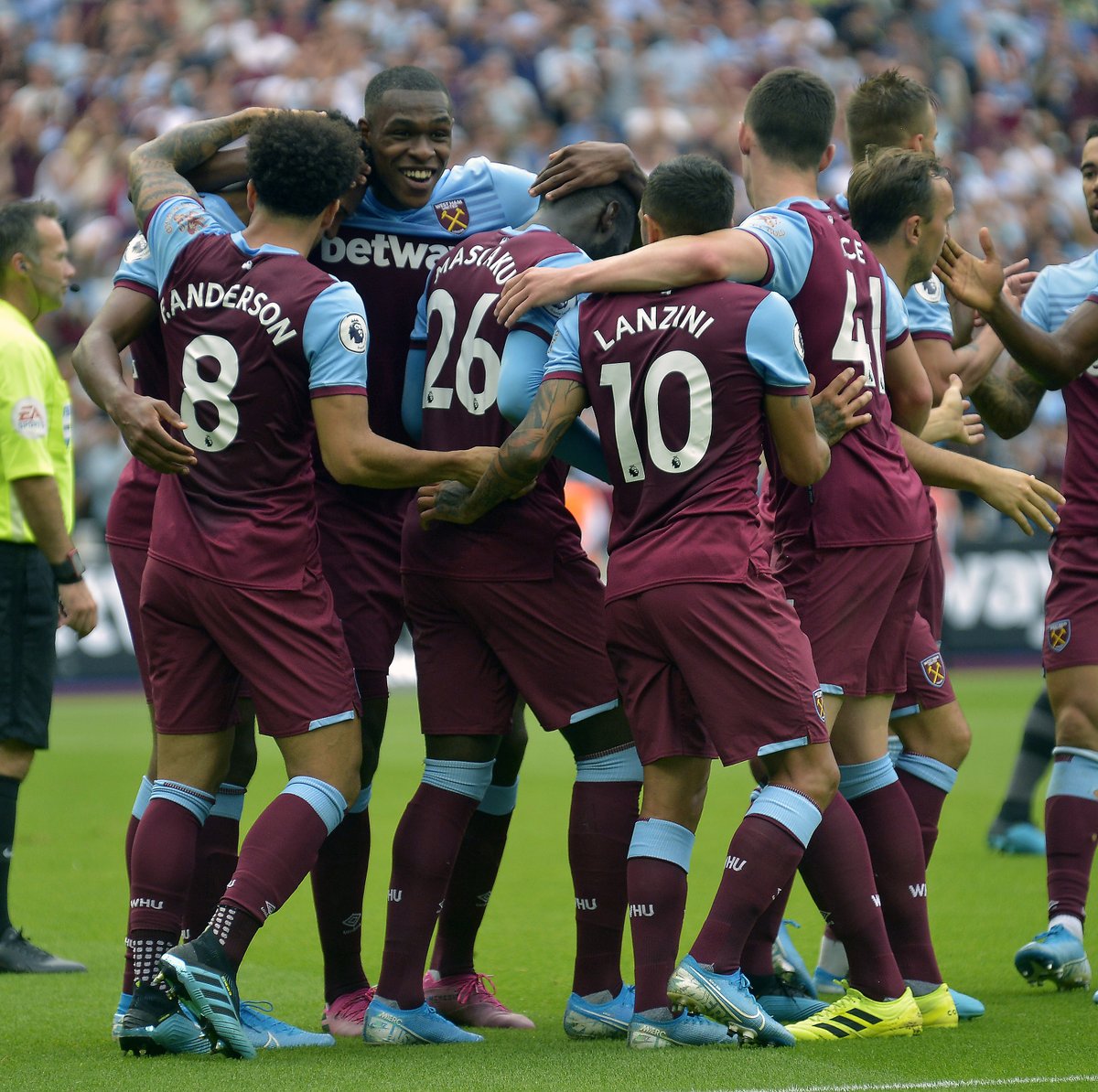 美媒：联盟历史上仅24名球员打过1297场常规赛（美媒称：联盟史上仅24位球员完成1297场常规赛出场）