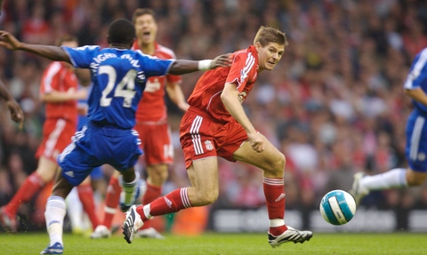 阿隆索回应拉波尔塔：如今到处都有面向自己支持者的民粹言论（阿隆索回击拉波尔塔：当下面向自家支持者的民粹话术随处可见）